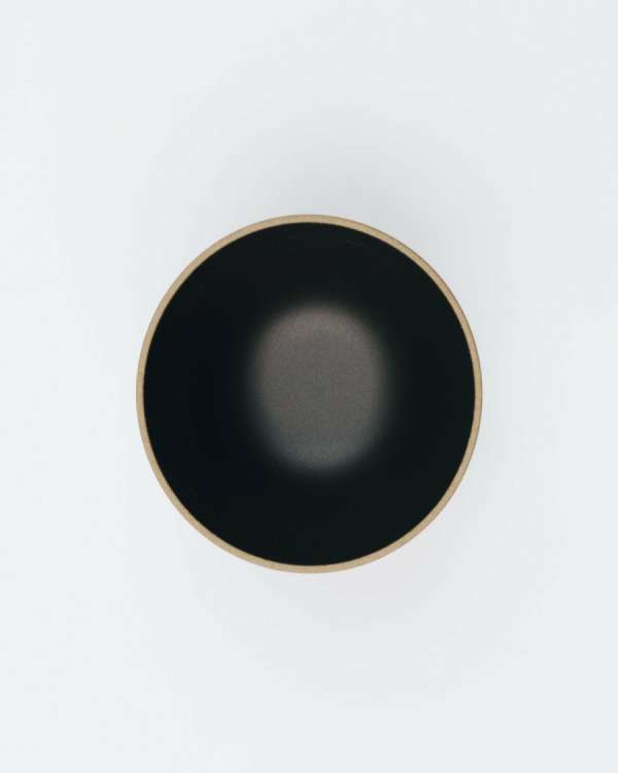 Accessories * | Japanese Porcelain Medium Deep Round Bowl In Black & Natural Two Tone Quick Delivery